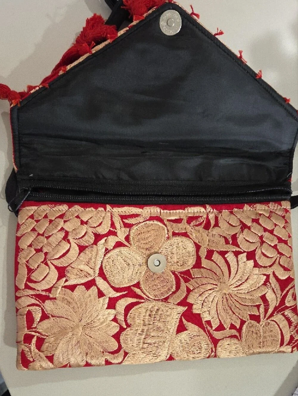 Red Floral Embroidered Tassel Clutch Shoulder Bag